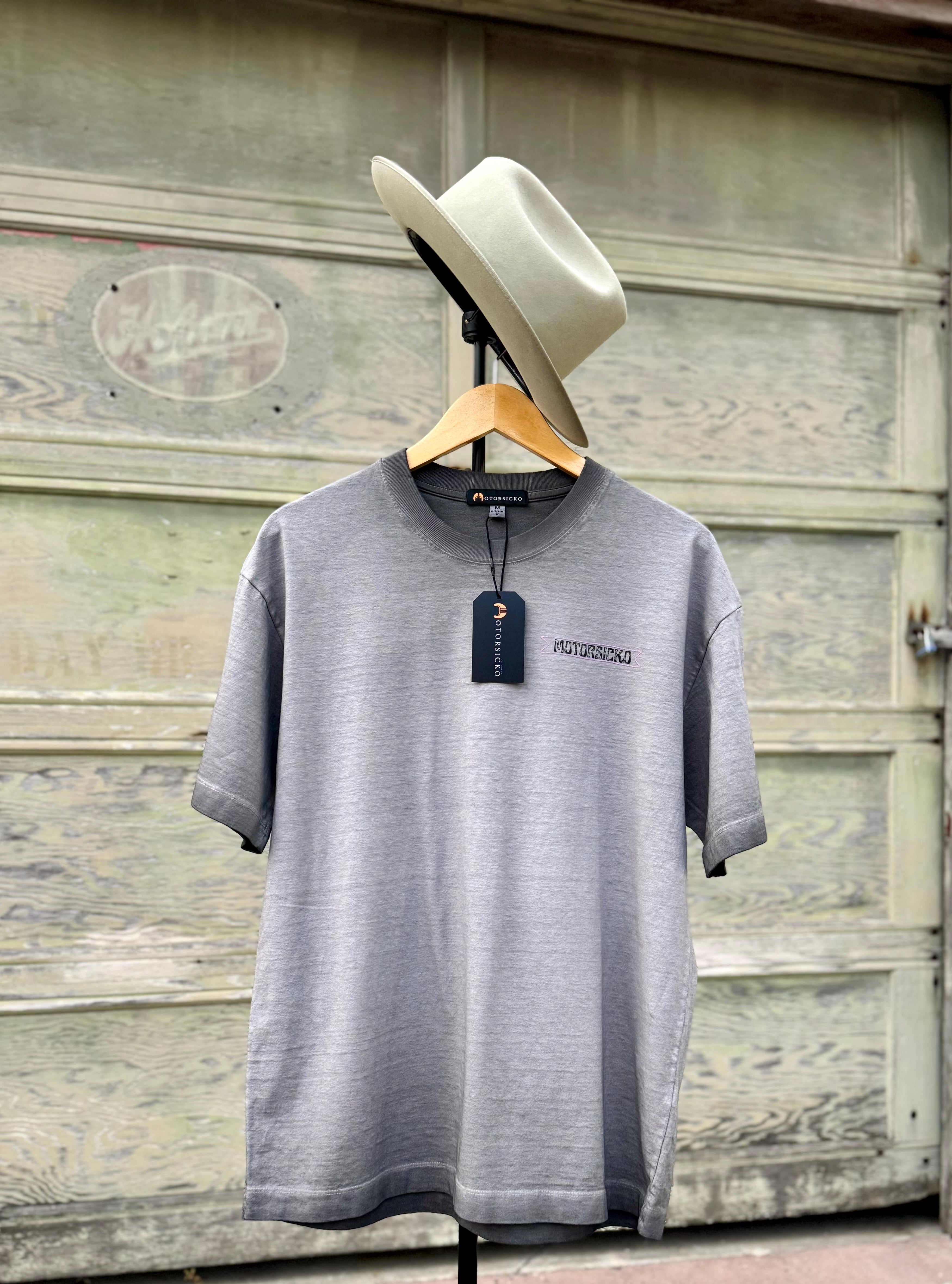 Born To Roam Tee - Vintage Gray